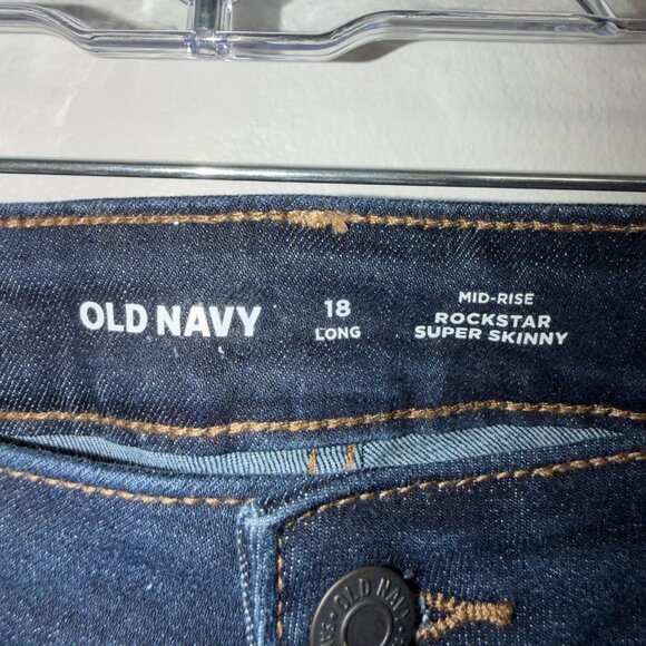 Old Navy NWT Mid-Rise Rockstar Super Skinny Jeans Size 18 Long 18L Dark Wash - Picture 3 of 7